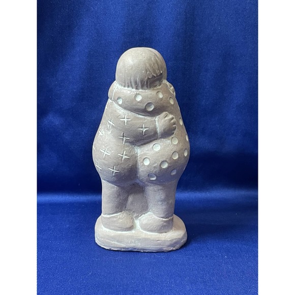 Handmade Accents Vintage Isabel Bloom Hug Figurine Pinkish Color